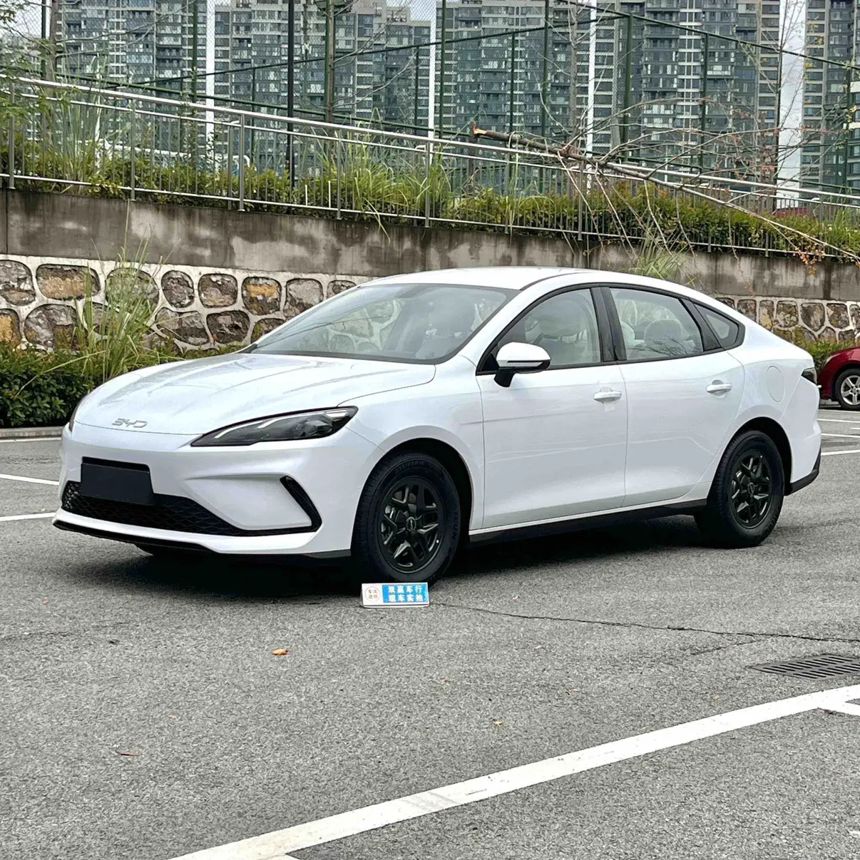 BYD Seal 05DM  из Китая