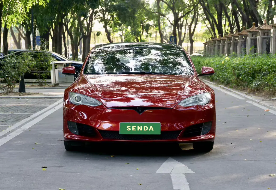 Tesla Model S  из Китая