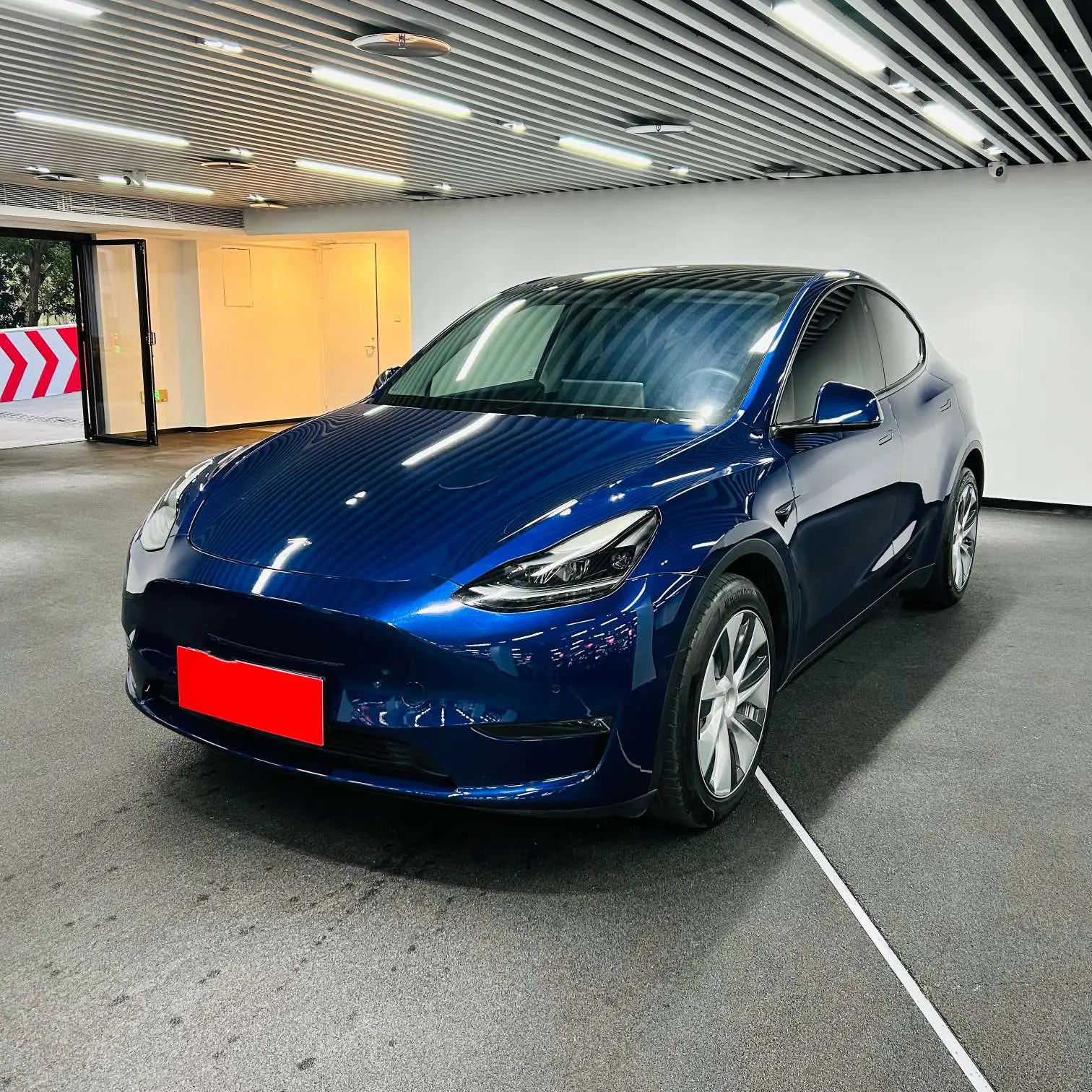 Tesla Model Y  из Китая