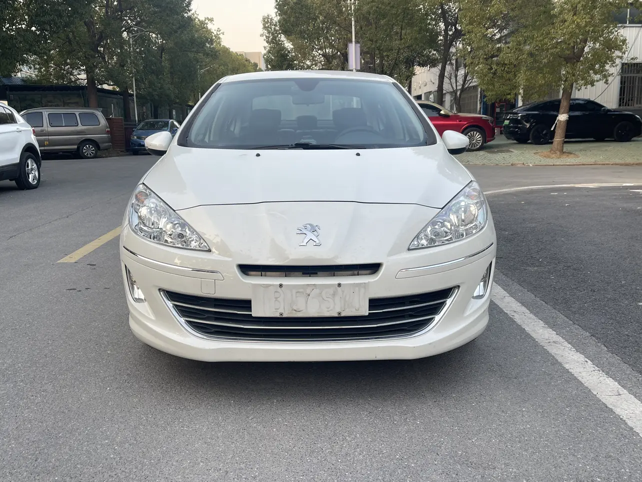 Peugeot 408  из Китая