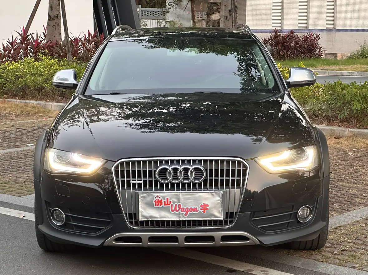 Audi A4  из Китая