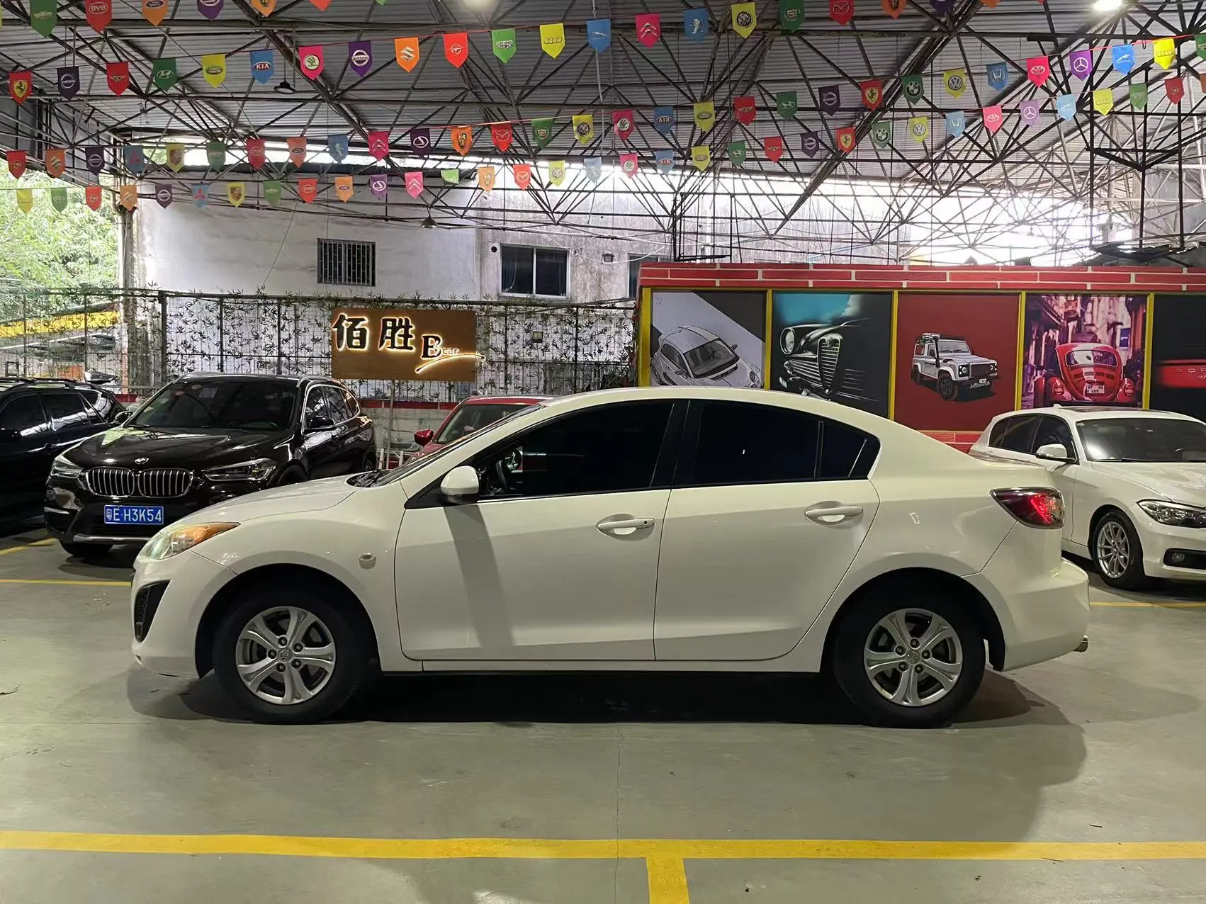 Mazda Axela (Mazda3)  из Китая