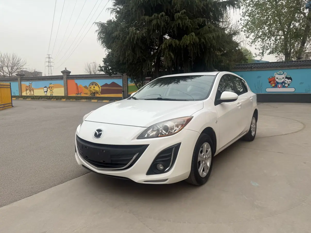 Mazda Axela (Mazda3)  из Китая