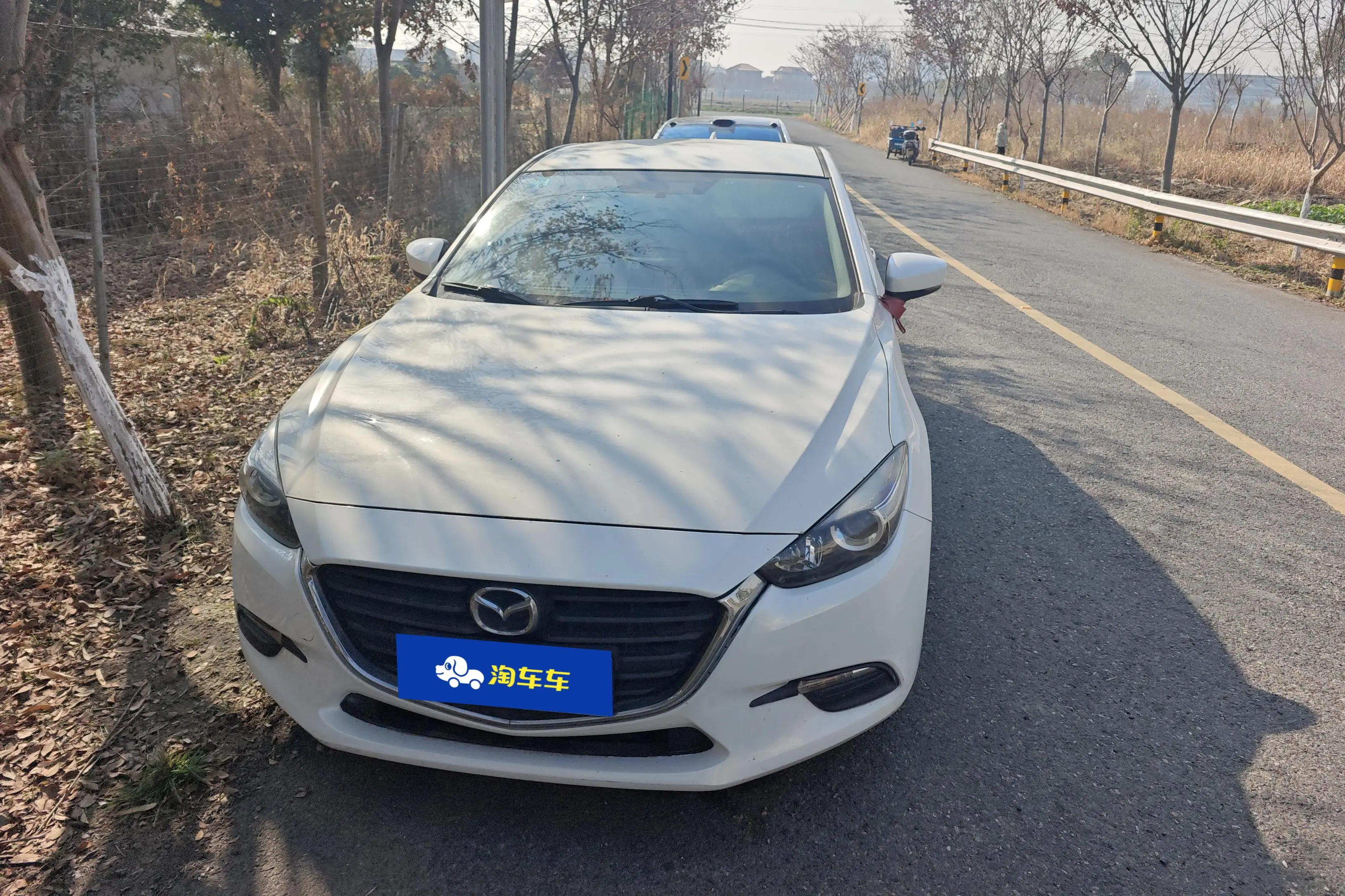 Mazda Axela (Mazda3)  из Китая