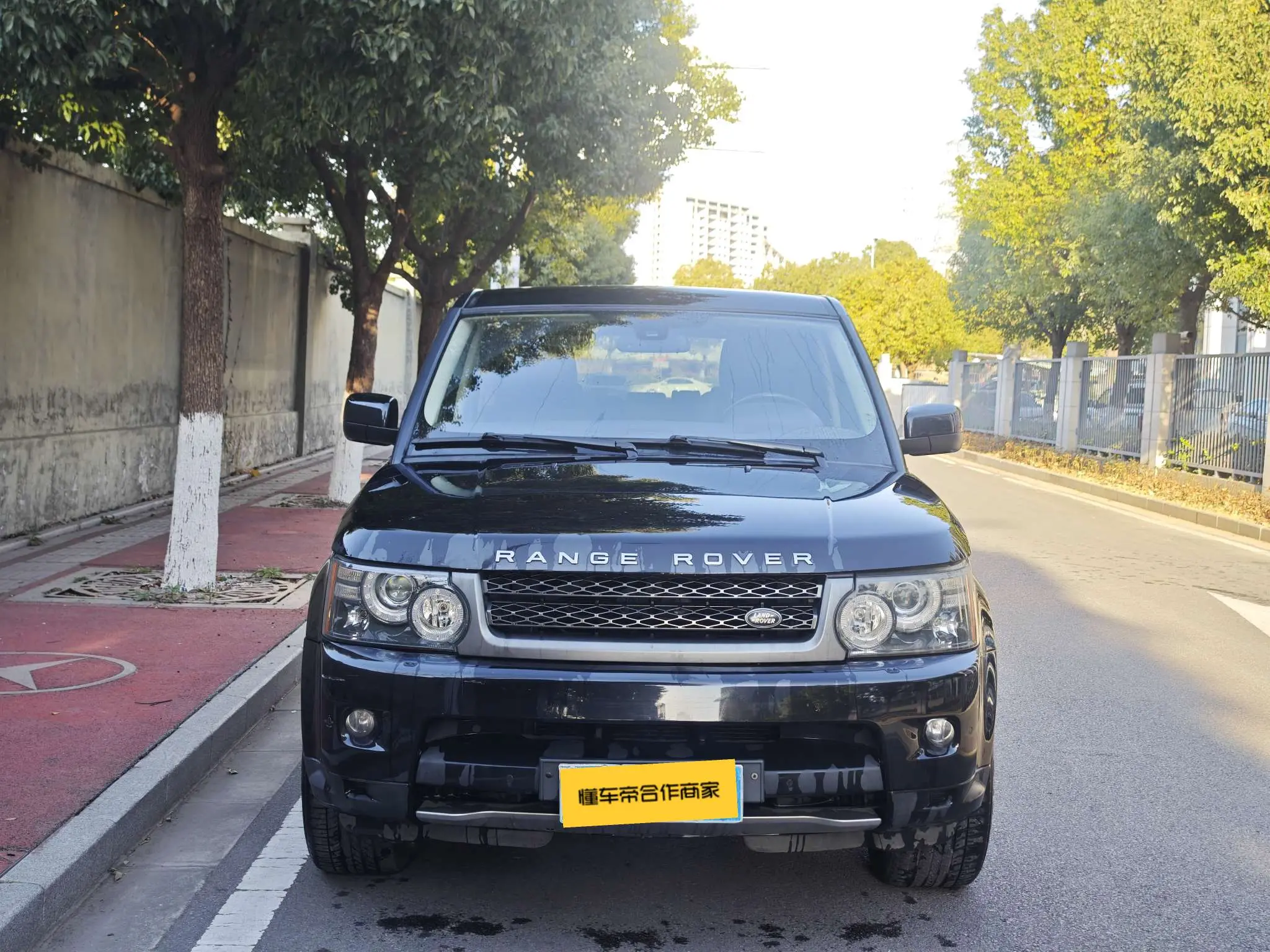 Land Rover Range Rover Sport  из Китая