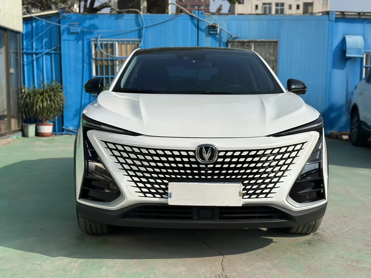 Changan UNI-T  из Китая