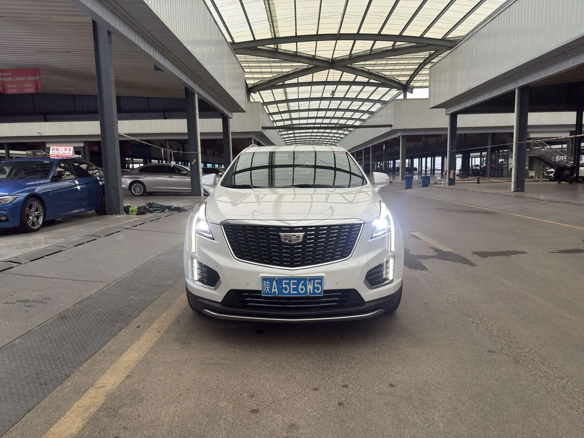 Cadillac XT5  из Китая