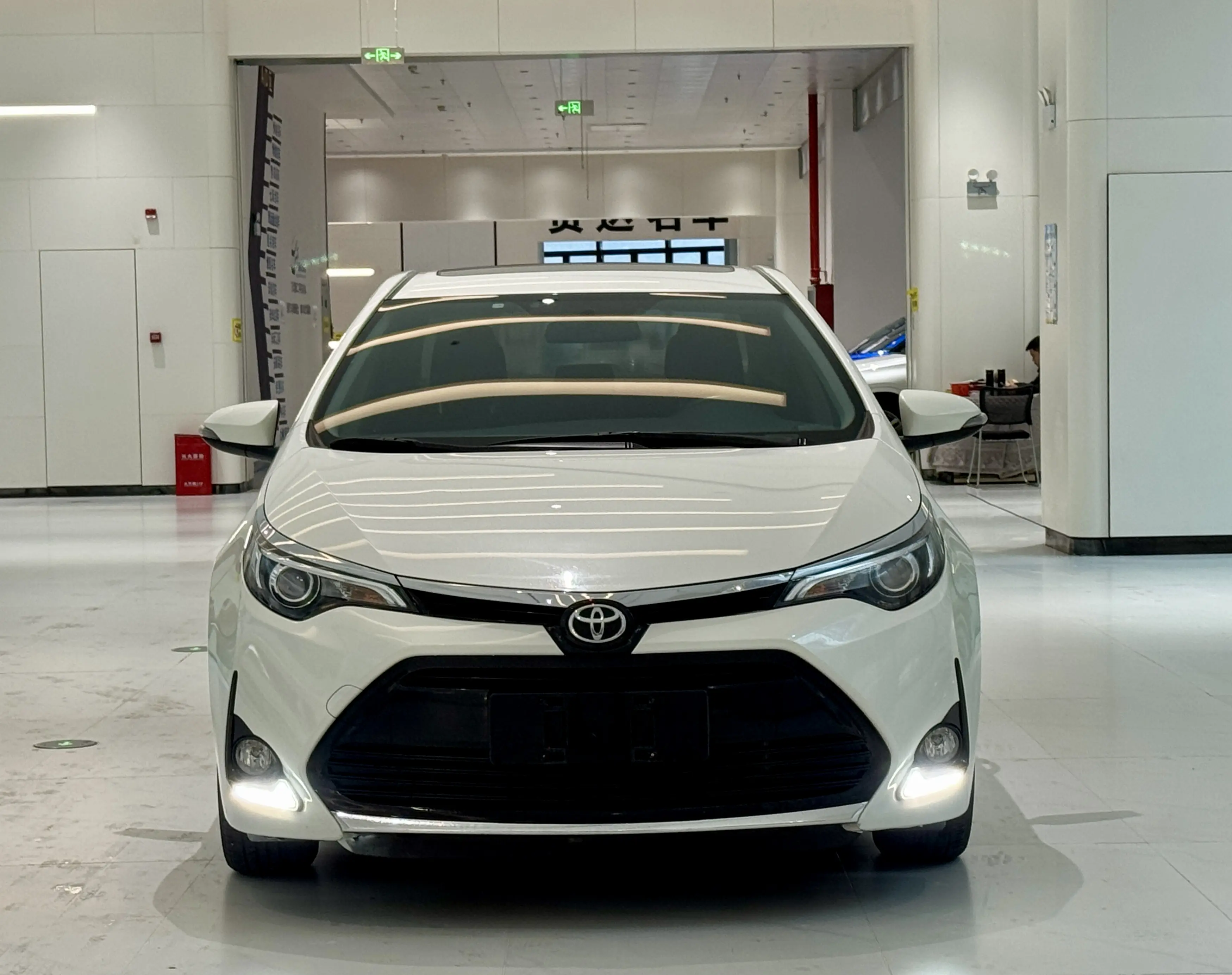 Toyota Levin (Lei Ling)  из Китая