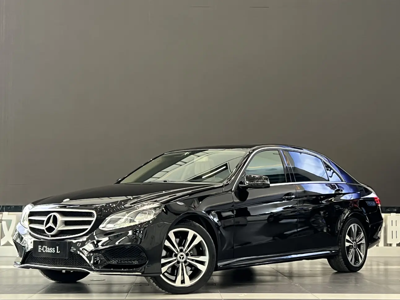 Mercedes-Benz E-Class  из Китая