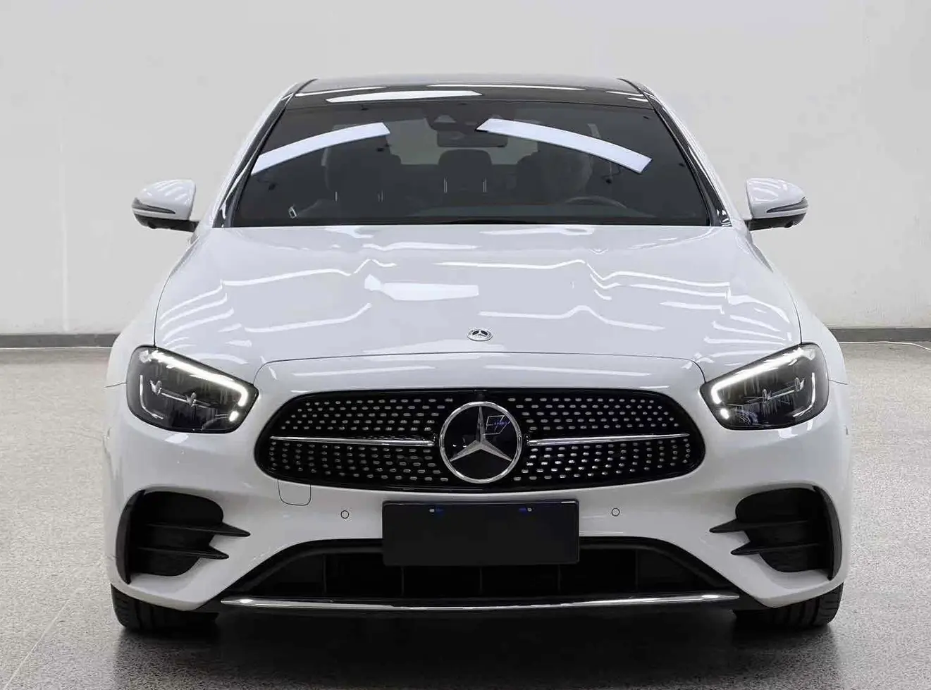 Mercedes-Benz E-Class  из Китая