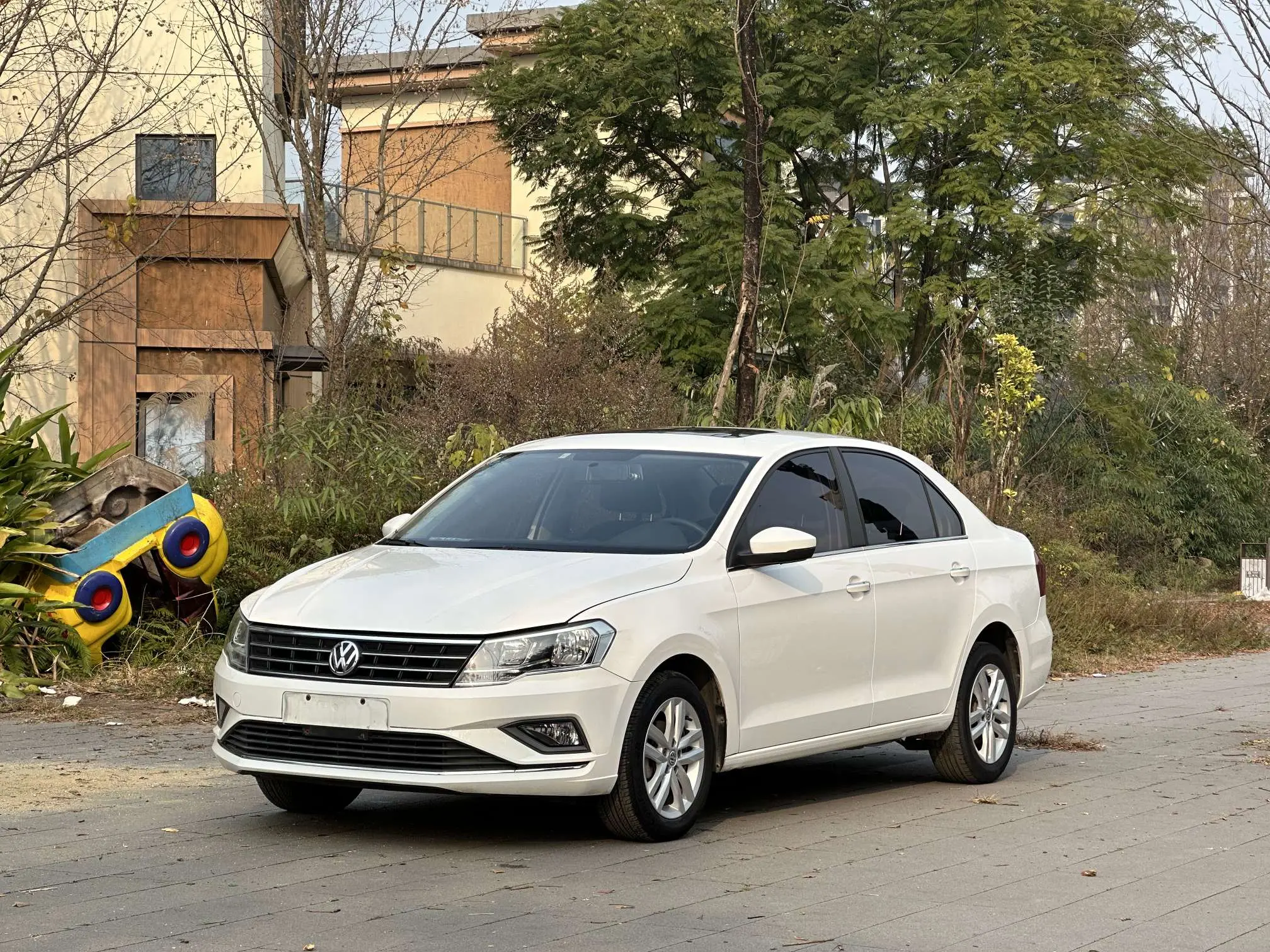 Volkswagen Jetta  из Китая