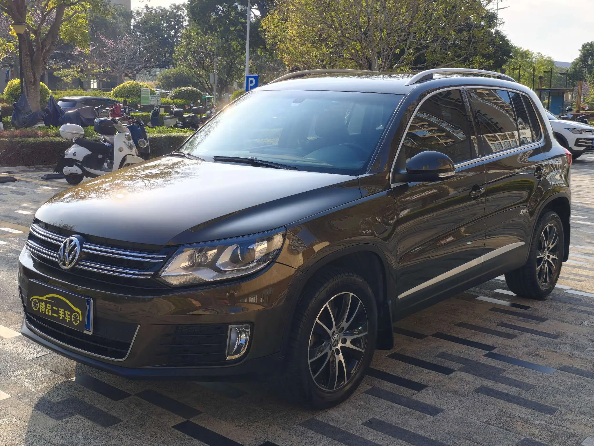 Volkswagen Tiguan  из Китая