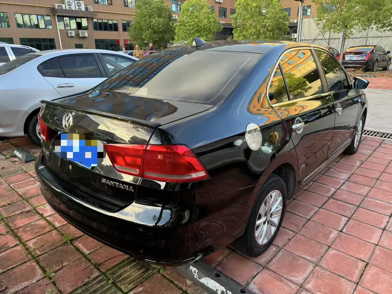 Volkswagen Santana  из Китая