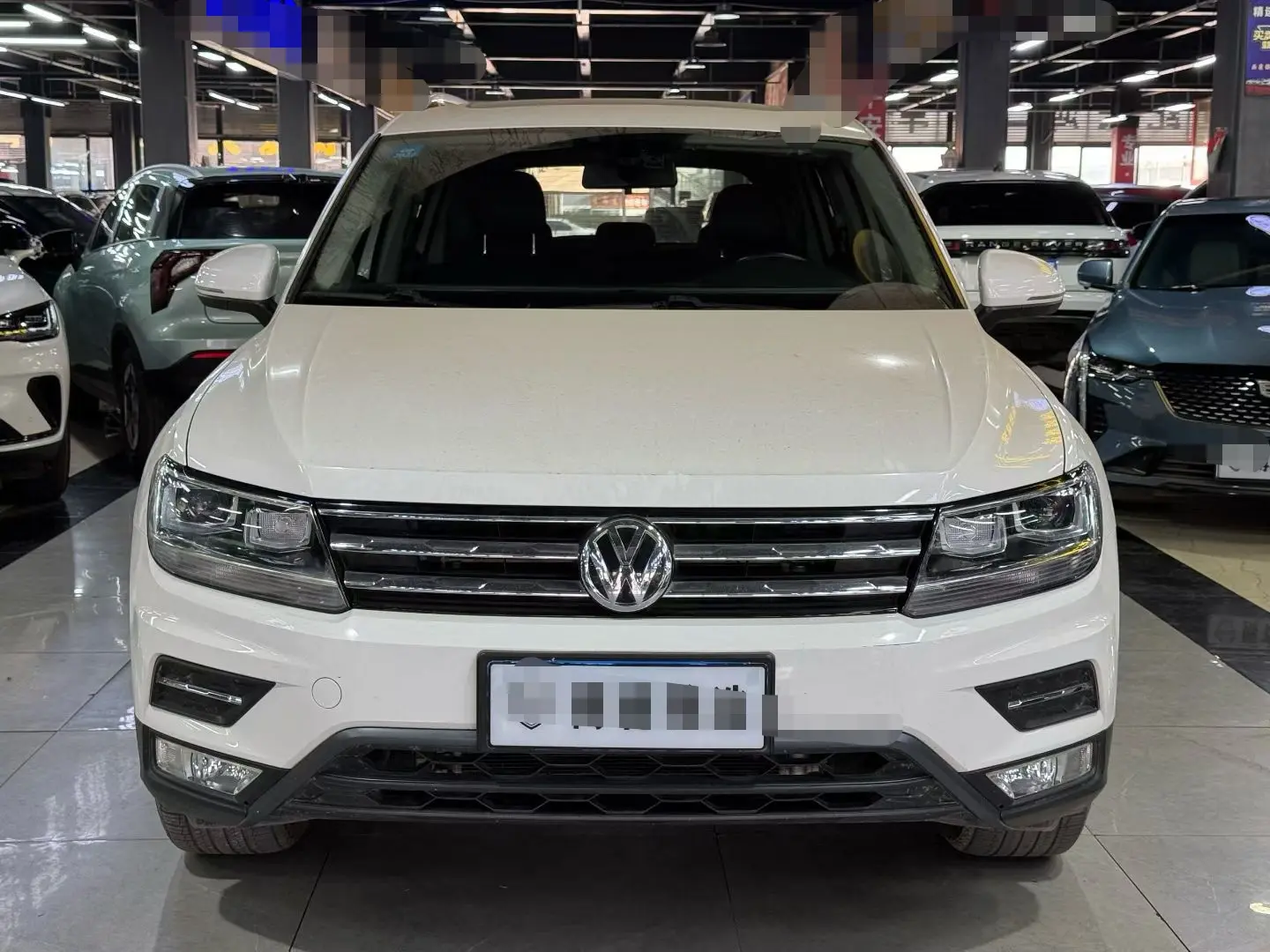 Volkswagen Tiguan L  из Китая