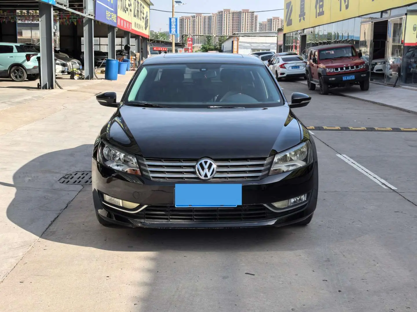Volkswagen Passat  из Китая