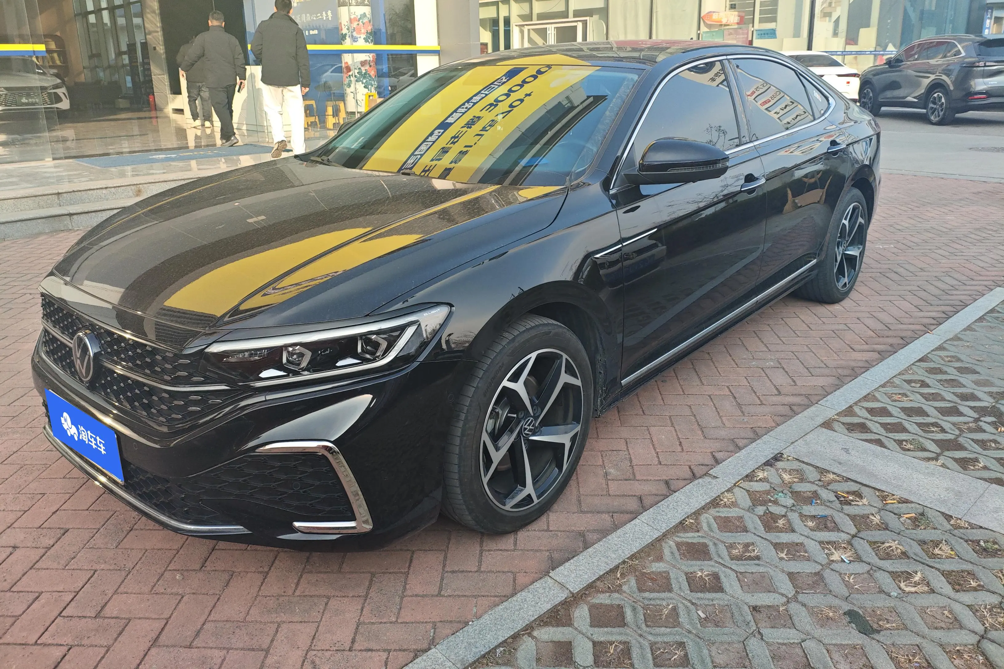 Volkswagen Passat  из Китая