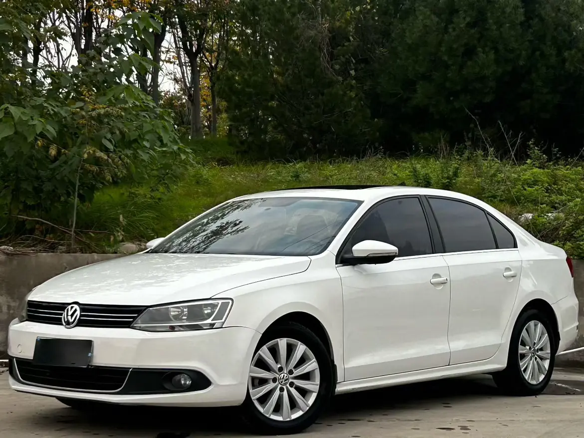 Volkswagen Sagitar  из Китая