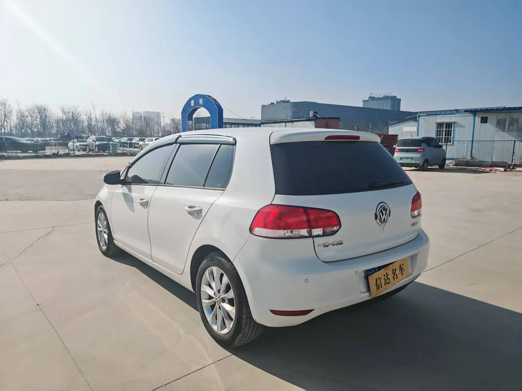 Volkswagen Golf  из Китая