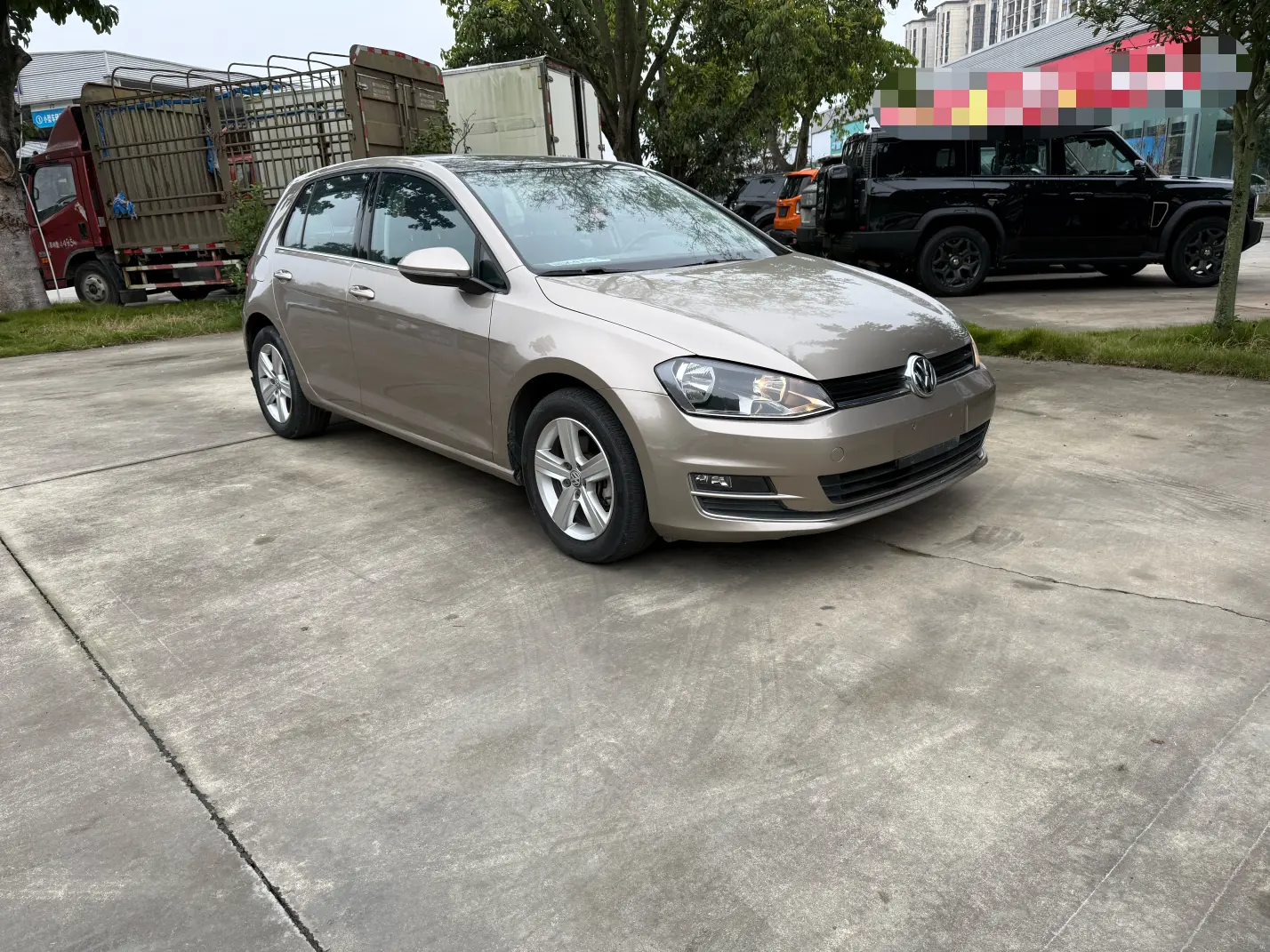Volkswagen Golf  из Китая