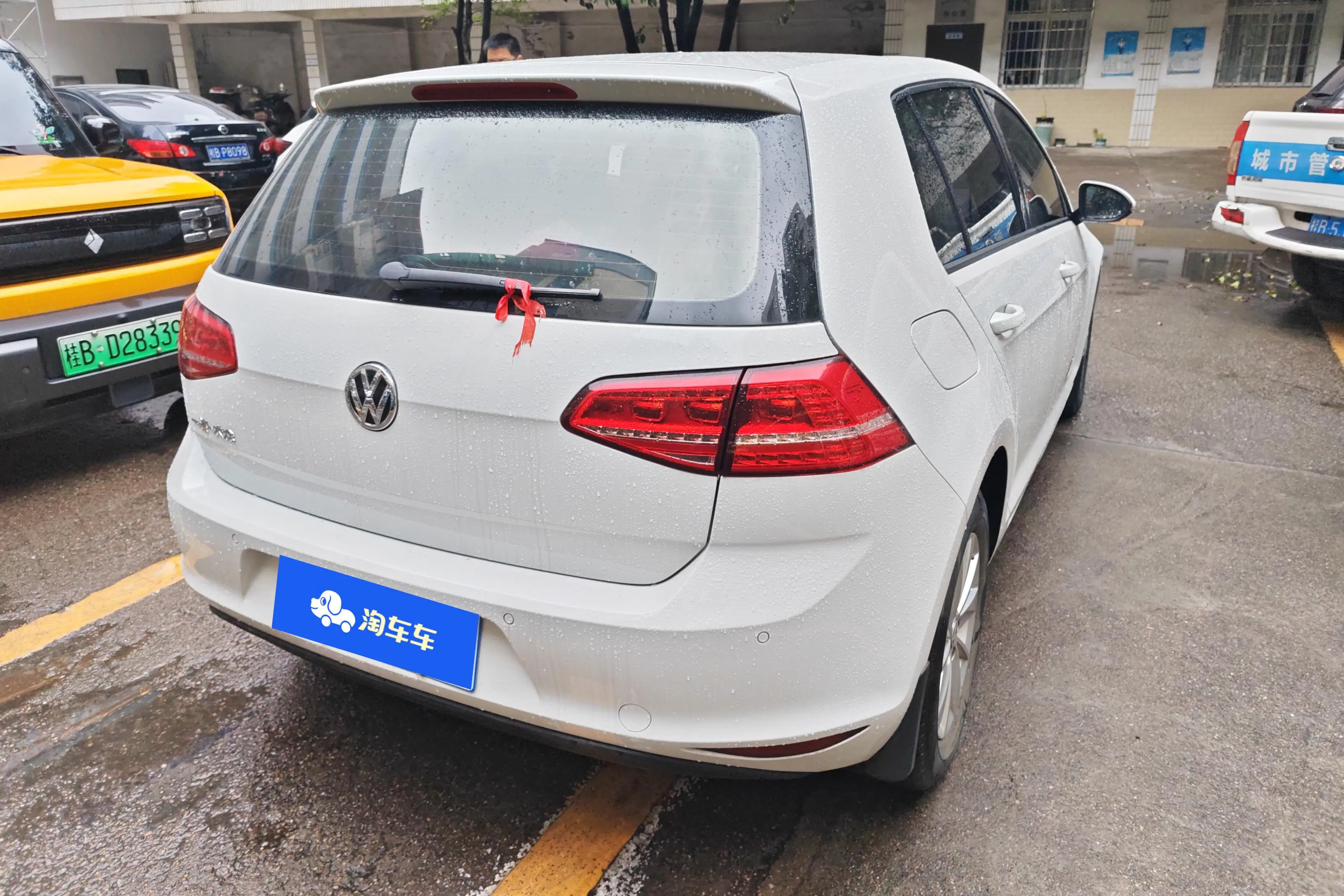 Volkswagen Golf  из Китая