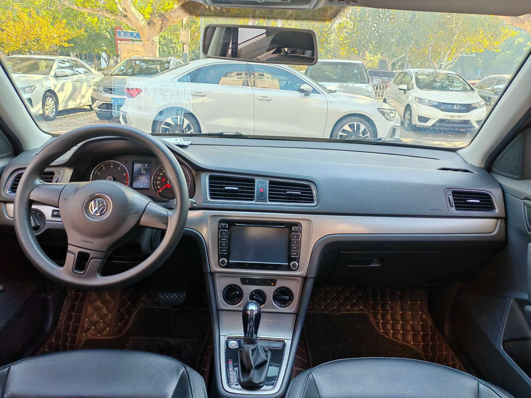 Volkswagen Lavida  из Китая