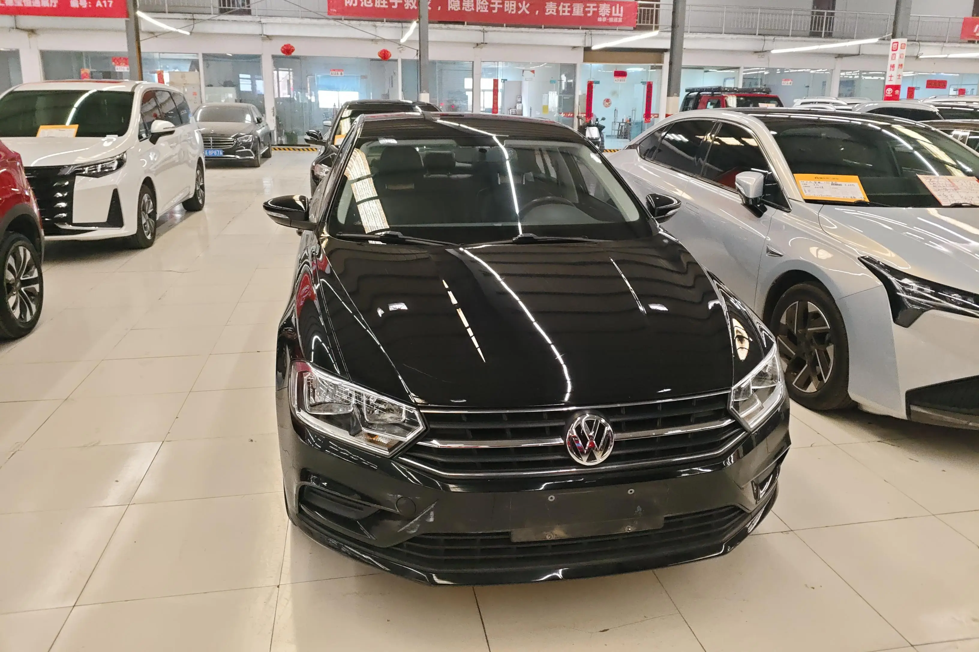 Volkswagen Bora  из Китая