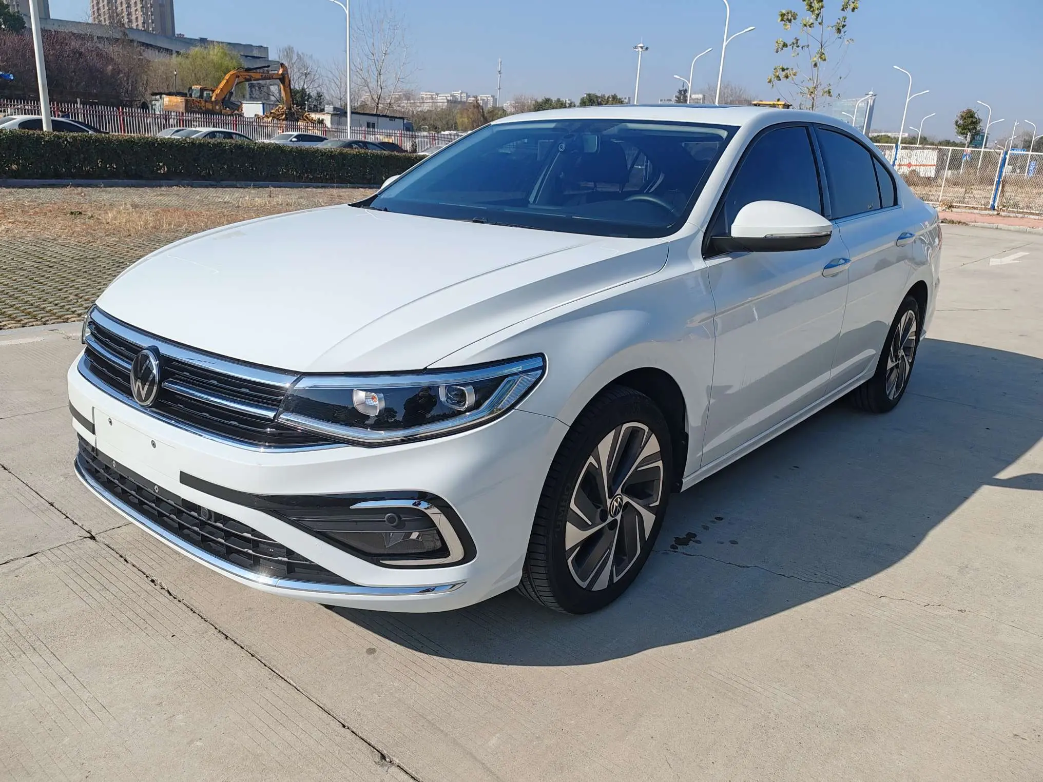 Volkswagen Bora  из Китая