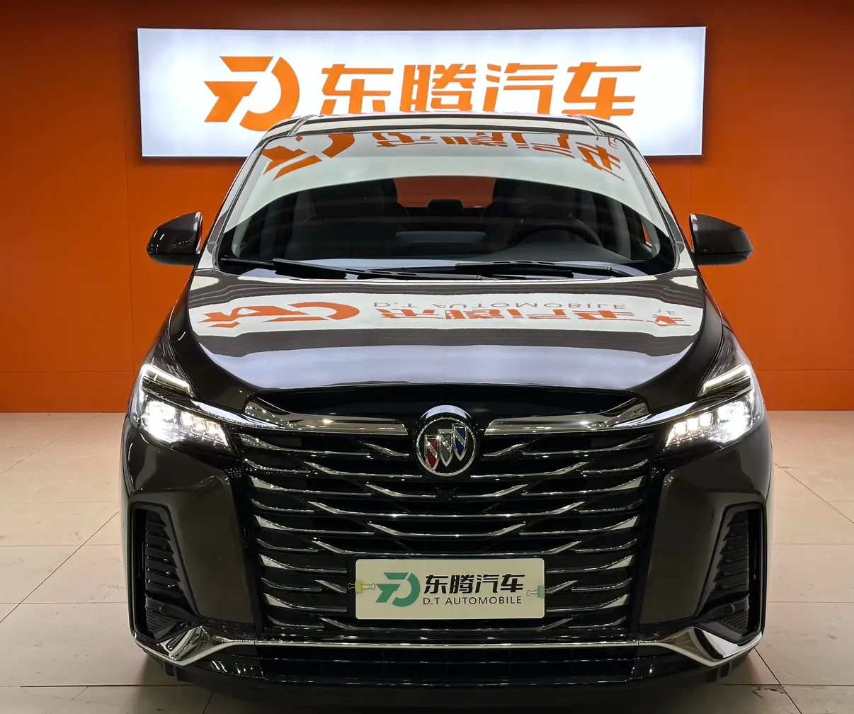 Buick GL8  из Китая