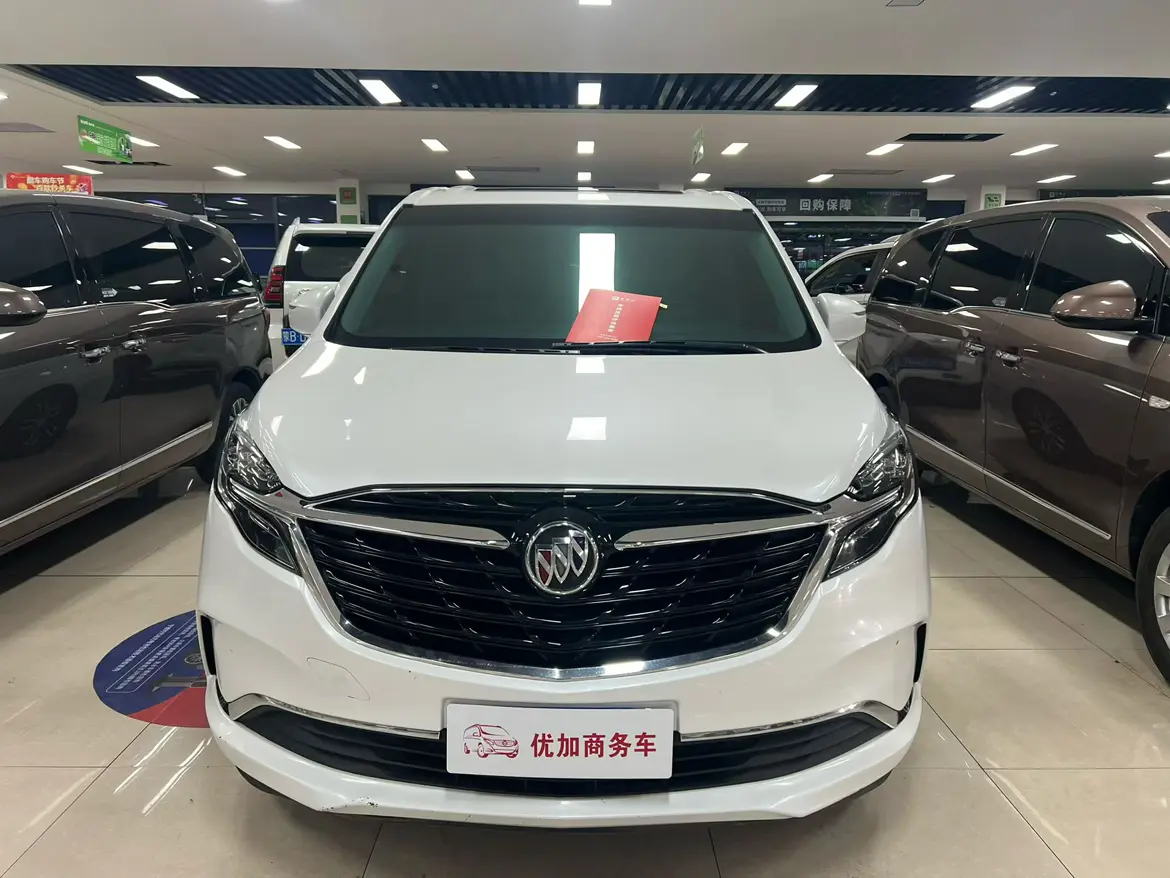 Buick GL8  из Китая