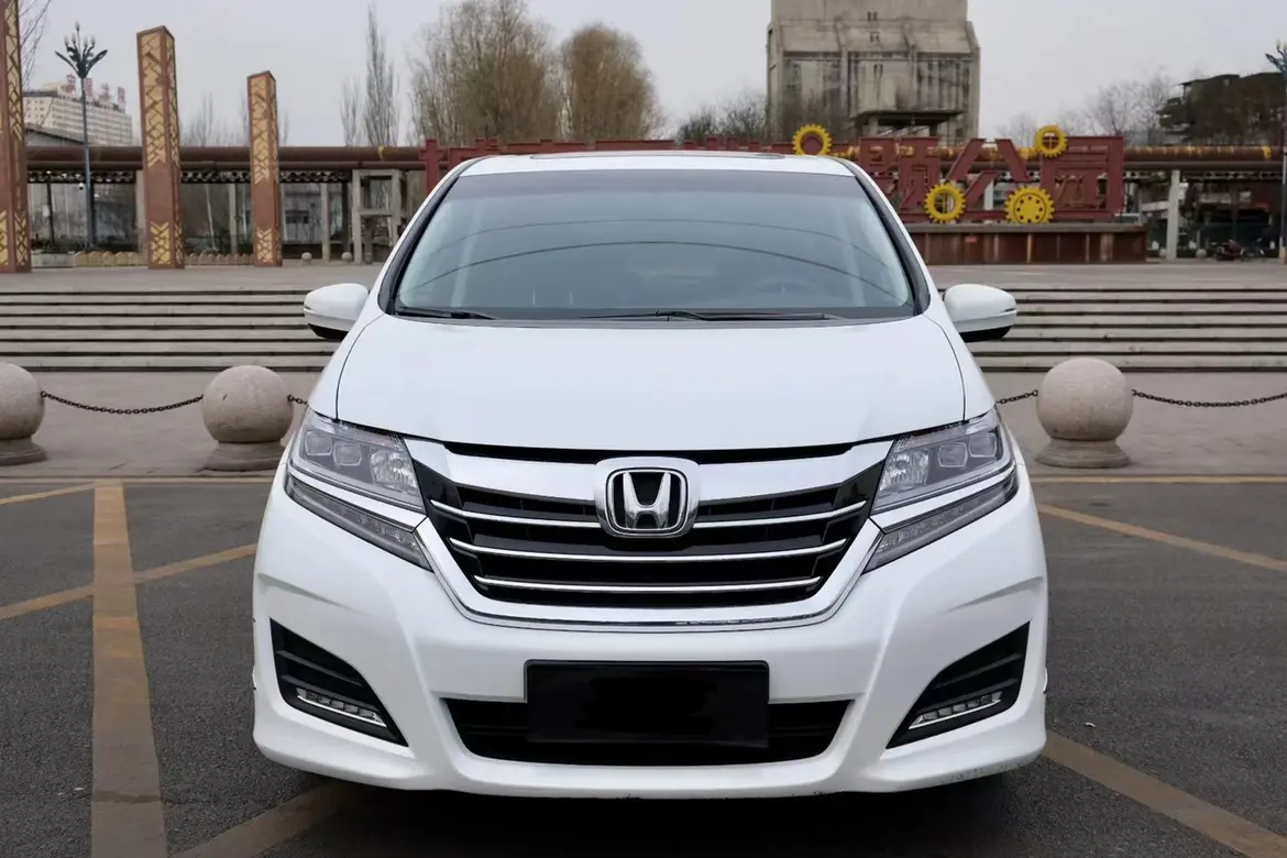 Honda Elysion (Alison)  из Китая