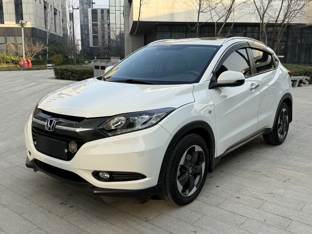 Honda Vezel (Binzhi)  из Китая