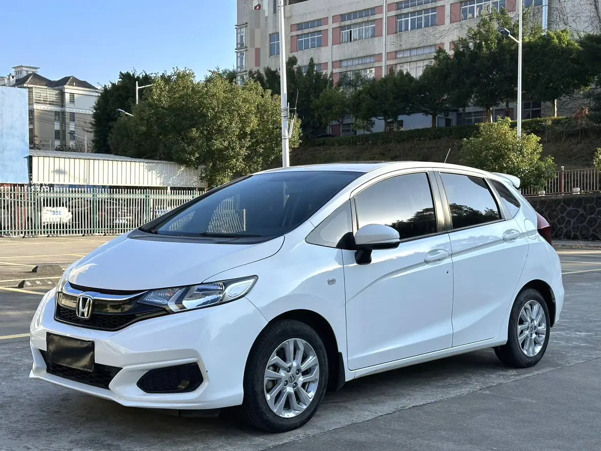 Honda Fit  из Китая