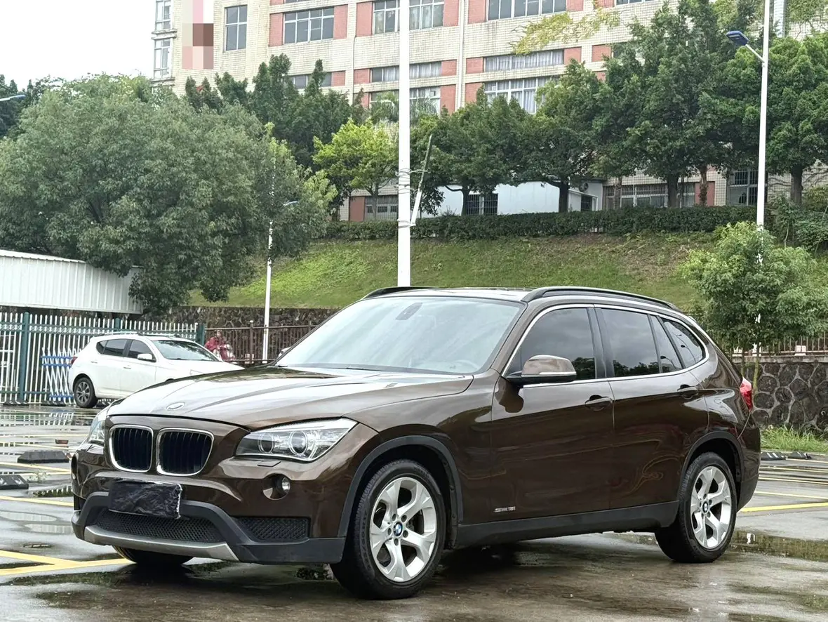 BMW X1  из Китая