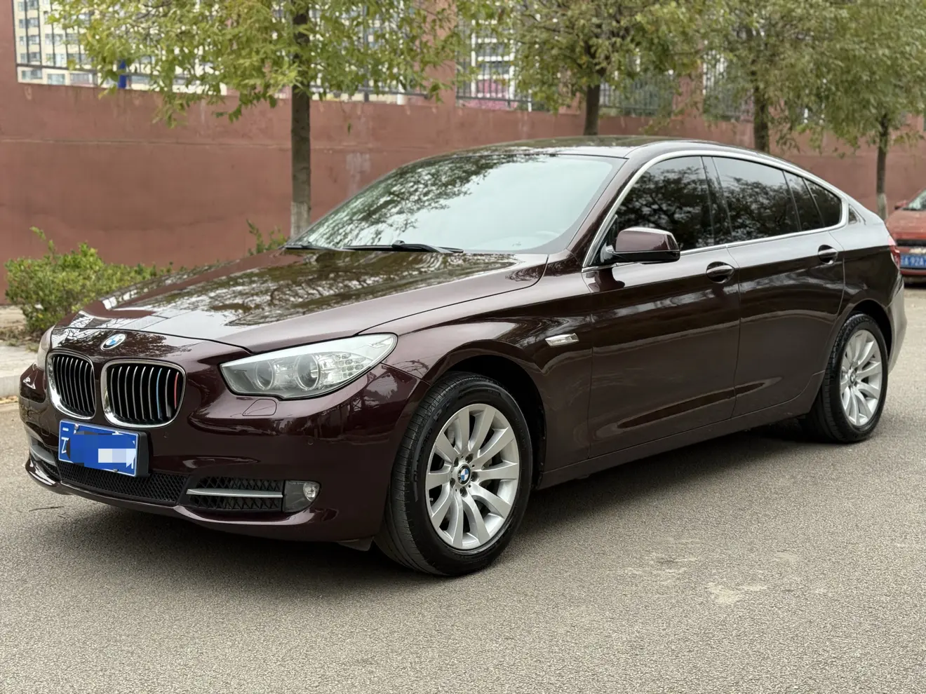 BMW 5 Series GT  из Китая