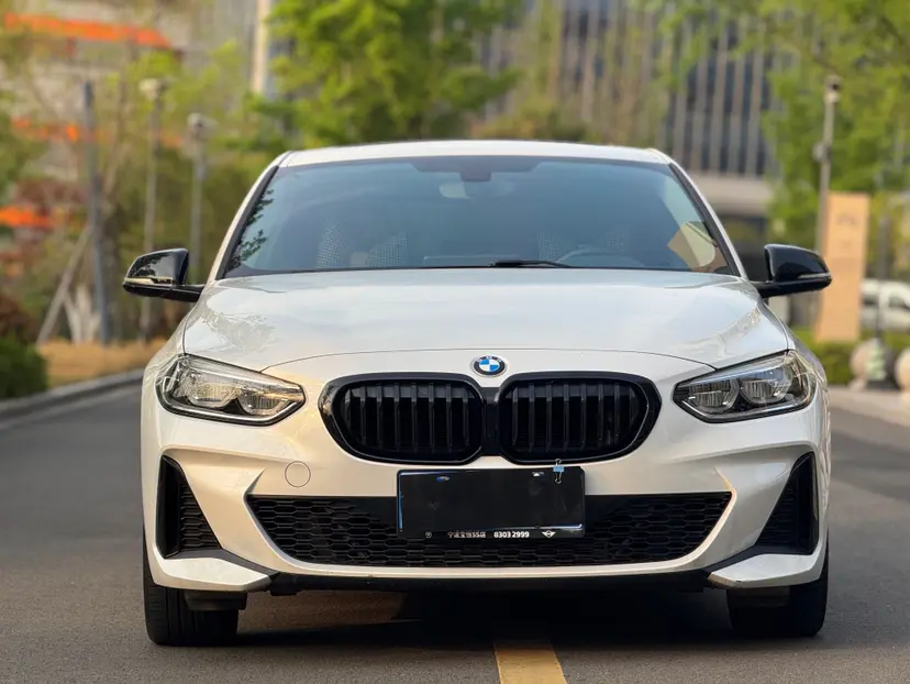 BMW 1 Series  из Китая