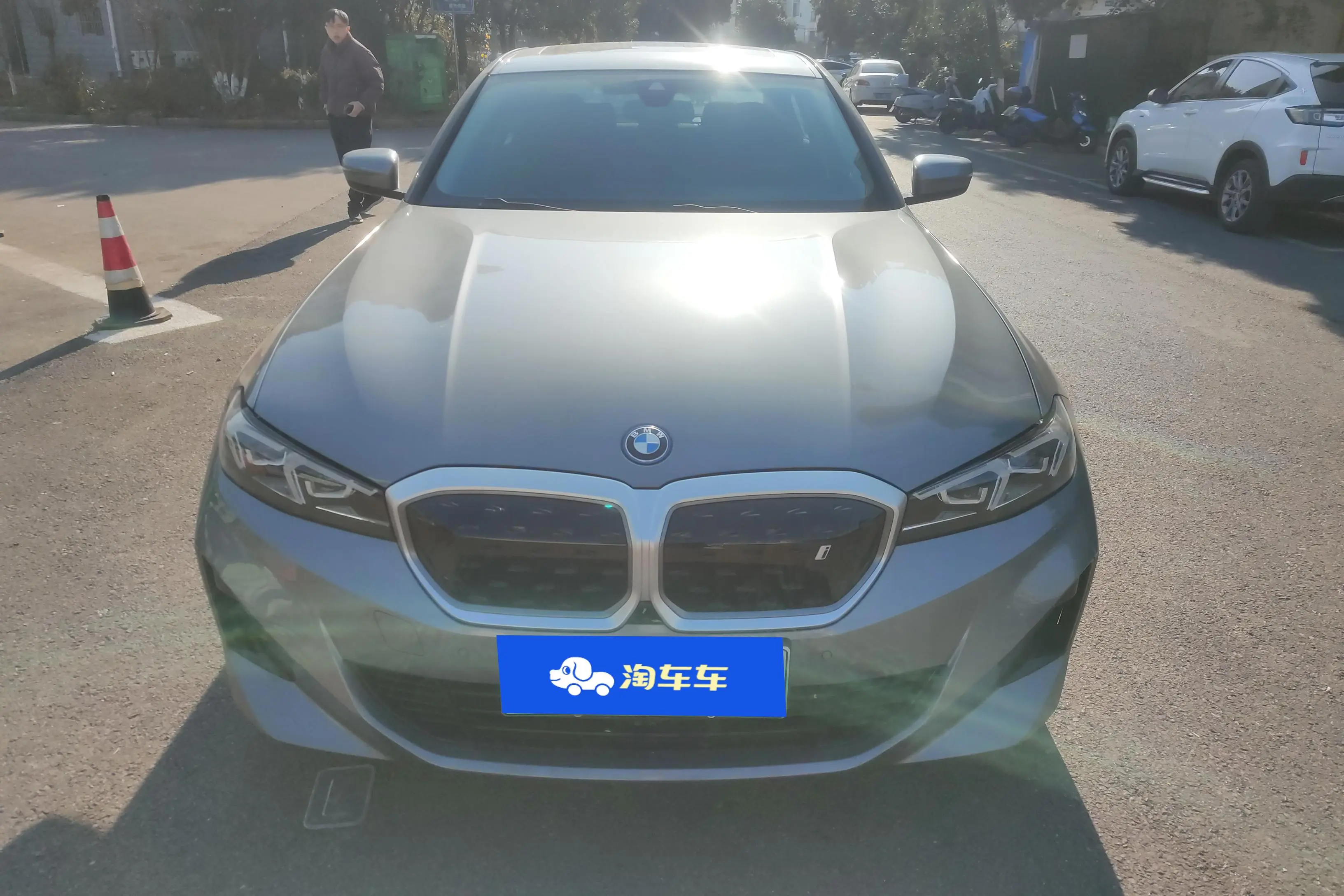 BMW i3  из Китая