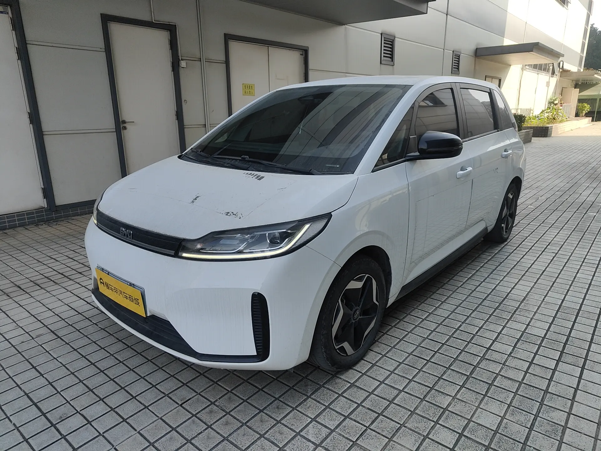 BYD D1  из Китая