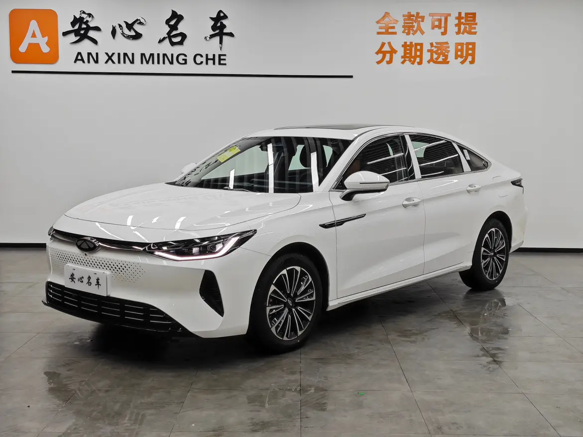 Chery Fengyun A8  из Китая