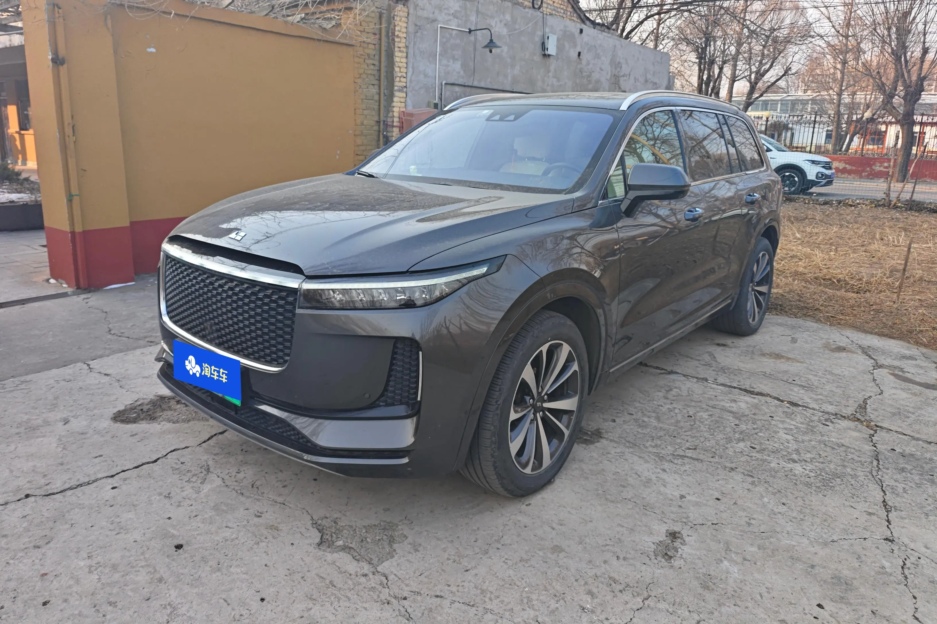 Li ONE (Ideal ONE)  из Китая