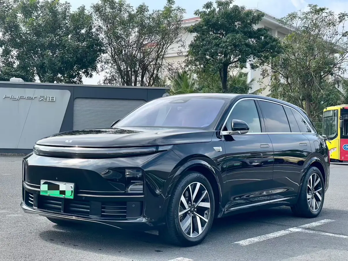 Li L7 (Ideal L7)  из Китая