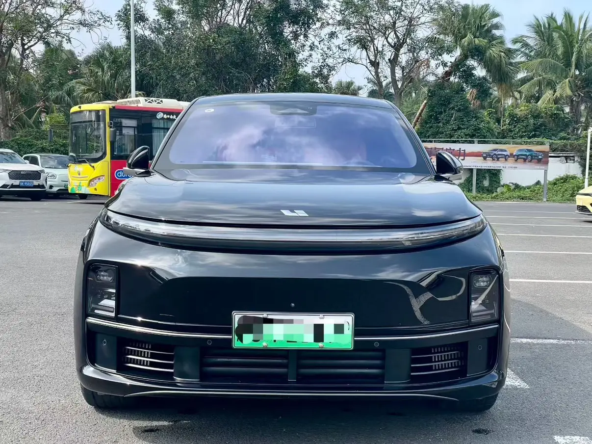 Li L7 (Ideal L7)  из Китая