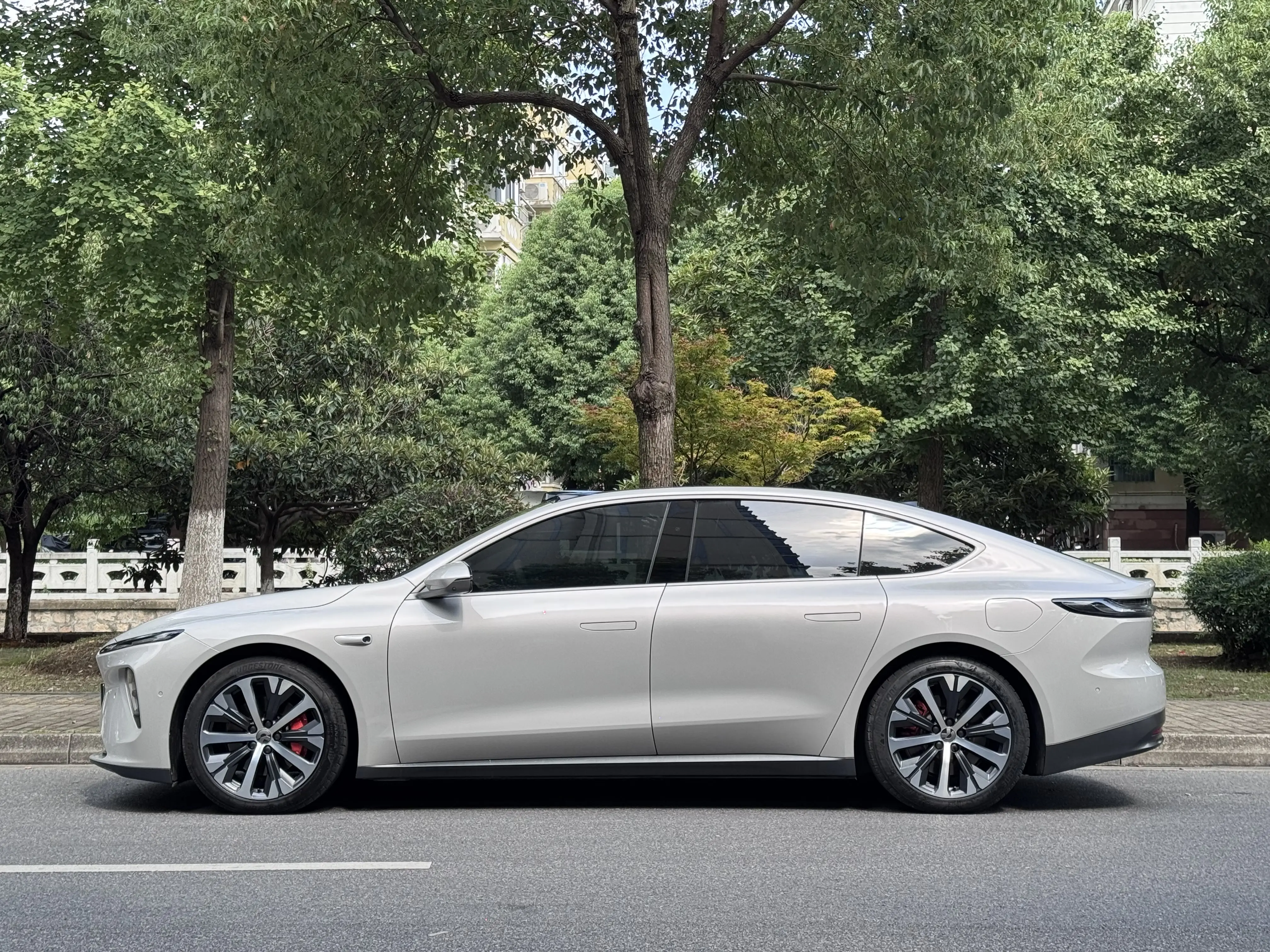 NIO ET7  из Китая