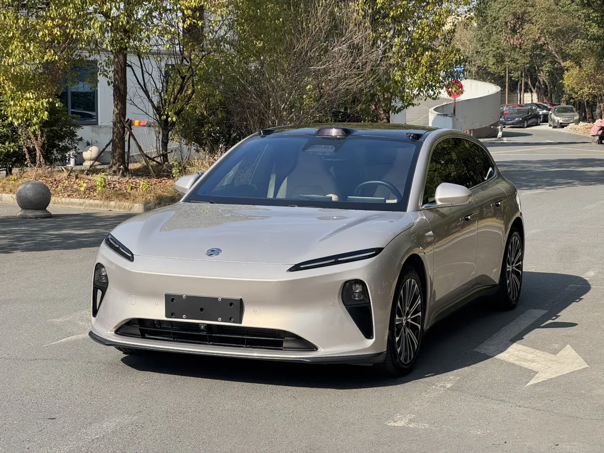 NIO ET5T  из Китая