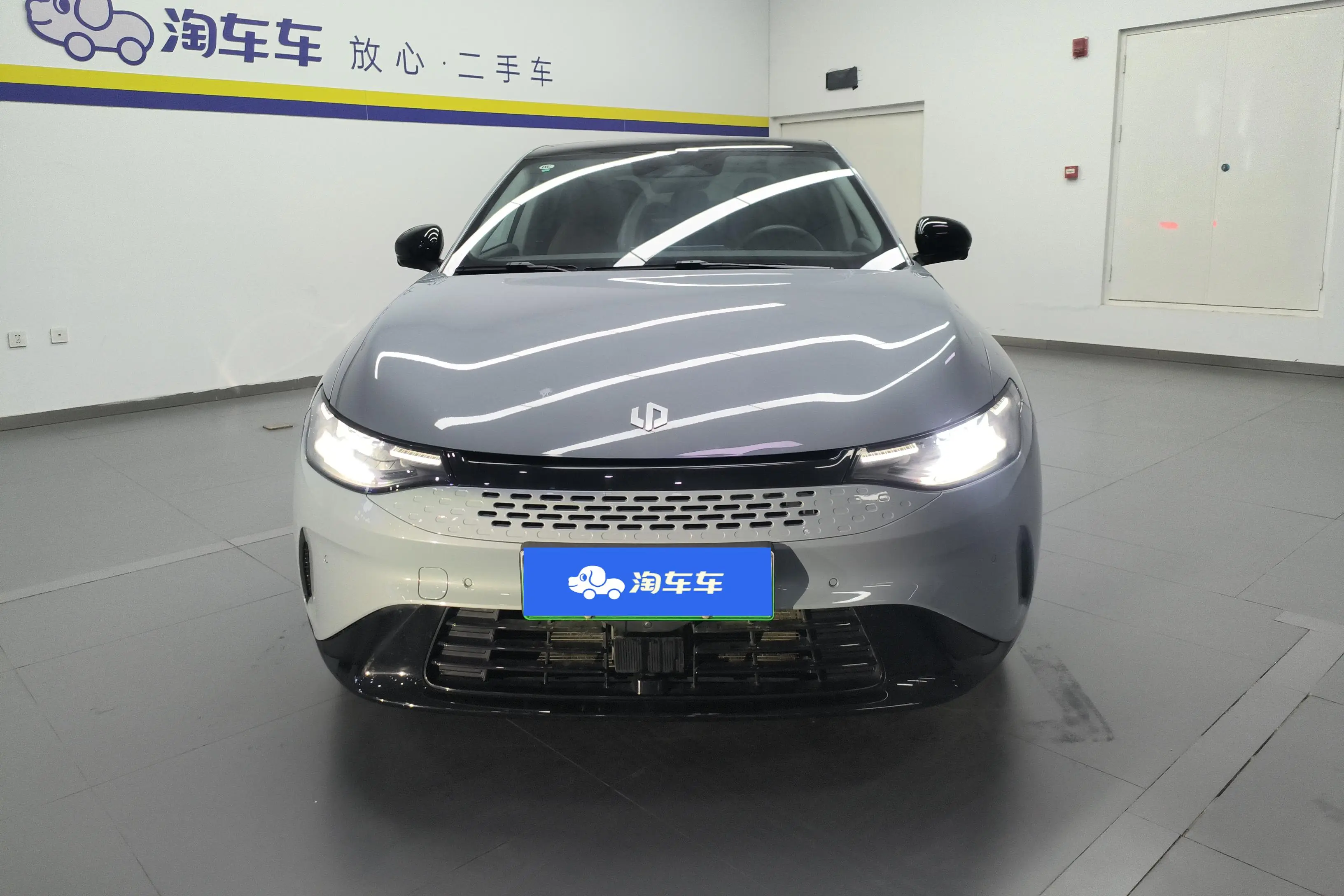 Leapmotor Zero running C01  из Китая