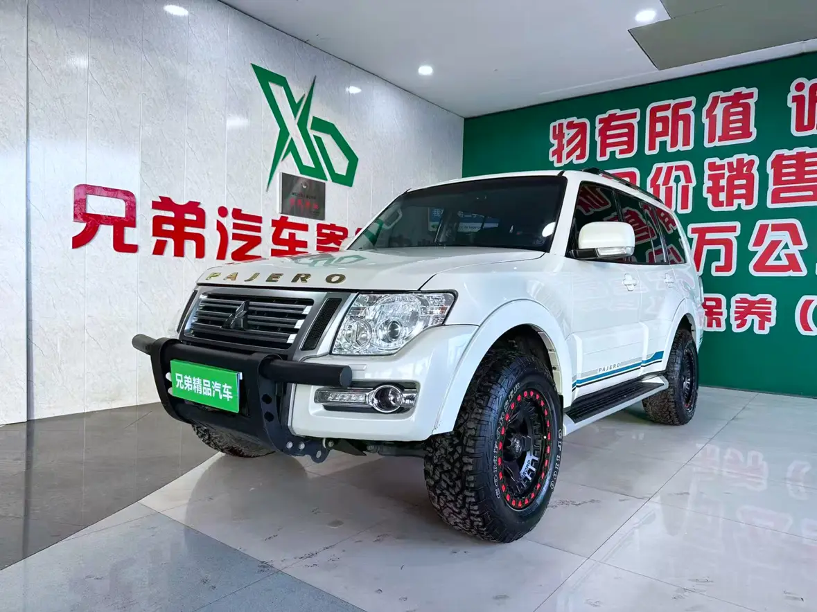 Mitsubishi Pajero  из Китая