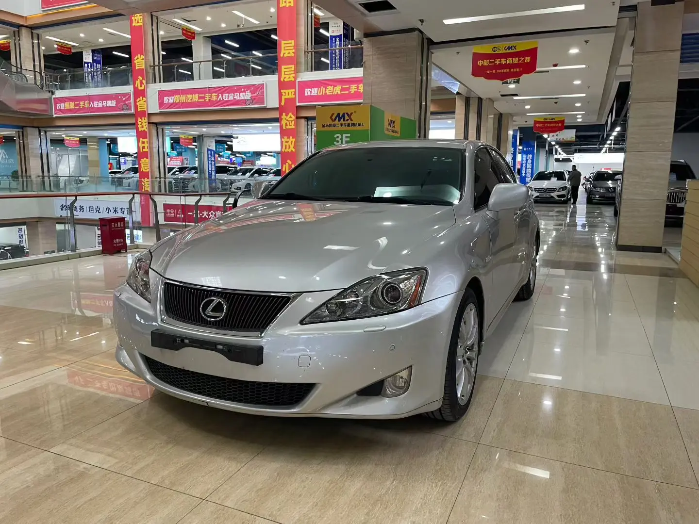 Lexus IS  из Китая