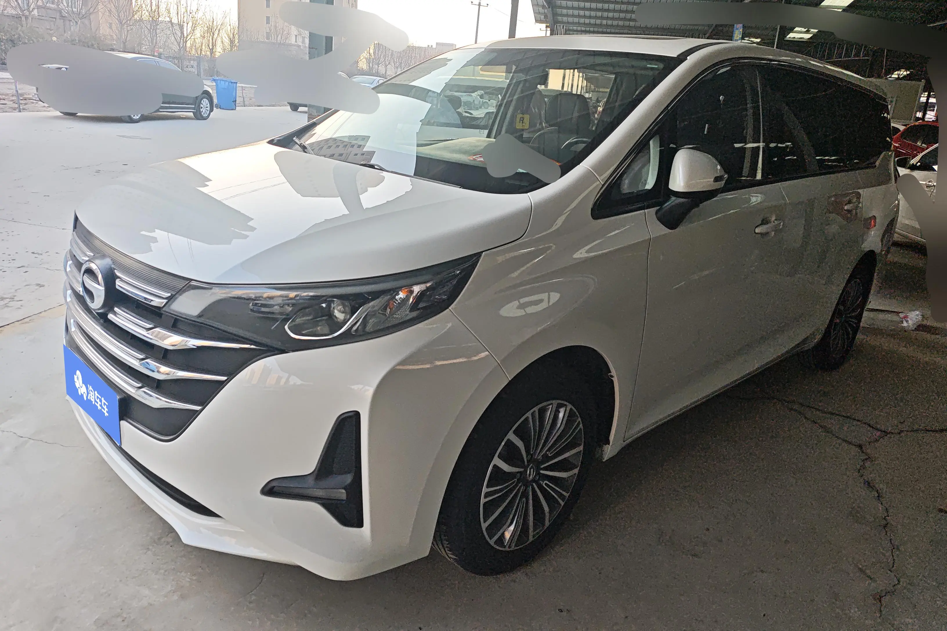 GAC Trumpchi M6  из Китая