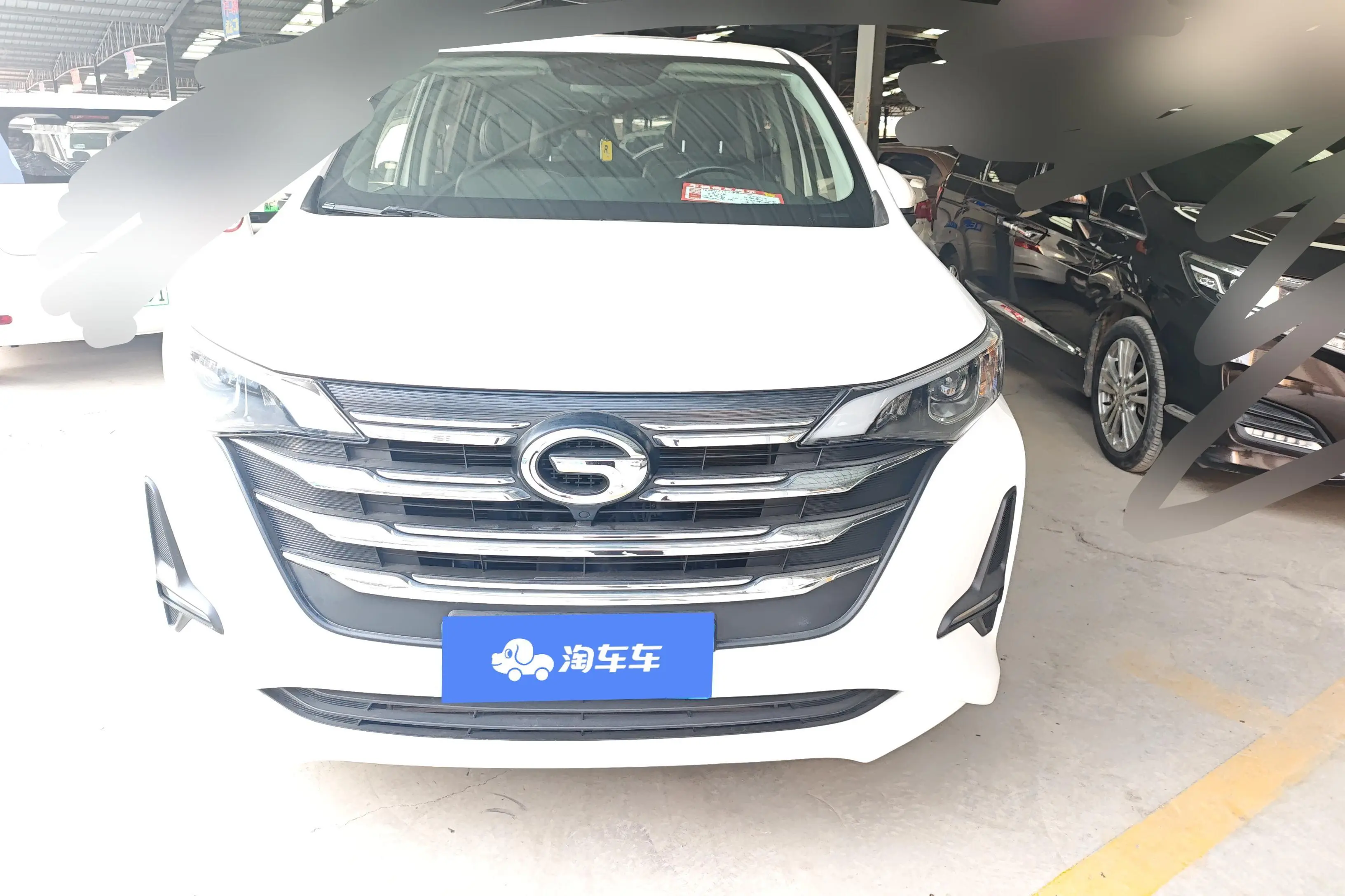 GAC Trumpchi M6  из Китая