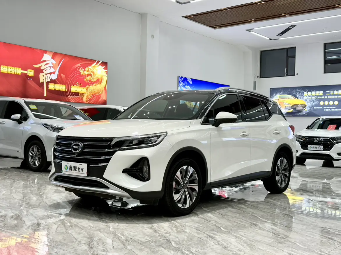 GAC Trumpchi GS4  из Китая