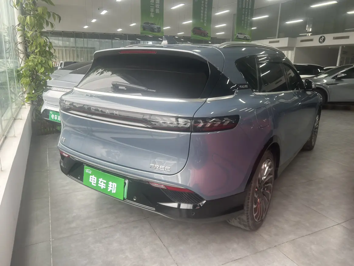 Voyah Lantu FREE  из Китая